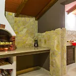 L By Interhome