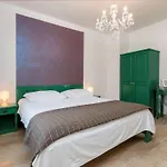 L By Interhome *