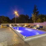 L By Interhome וילה *