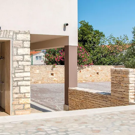 'l' By Interhome Villa Medulin