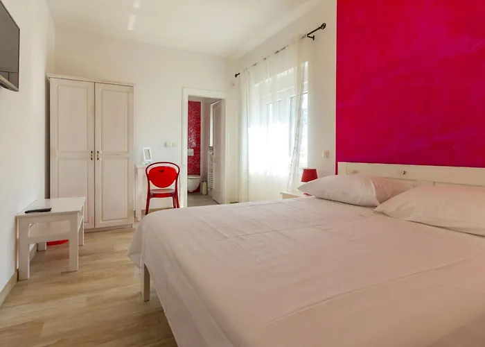 L By Interhome Villa *