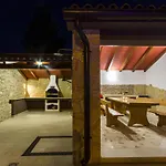 L By Interhome Villa *