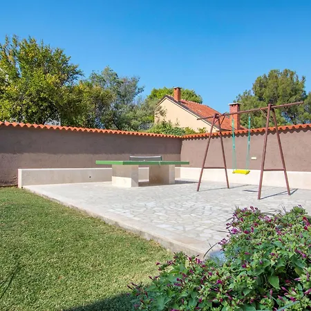 'l' By Interhome Vila Medulin