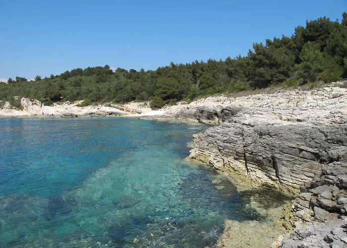 L By Interhome Villa