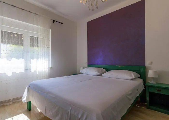 L By Interhome Villa Medulin